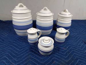 lot 512 image: Canaster set, S&P and sugar bowl