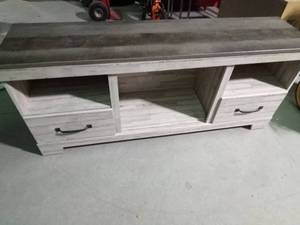 lot 638 image: Gamingelectric fireplacetv stand