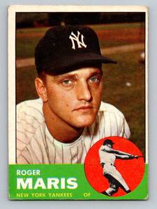 lot 28 image: Roger Maris 1963 Topps #120 Vintage Baseball Card