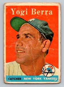 lot 118 image: Yogi Berra 1958 Topps #370 Vintage Baseball Card