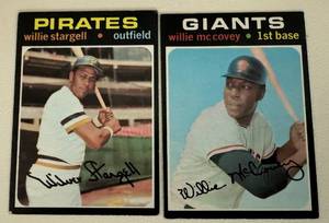 lot 82A image: Willie McCovey and Willie Stargell 1971 Topps #50 and #230 Vintage Baseball Cards