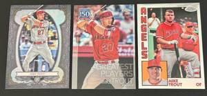 lot 104A image: Mike Trout 3 Card Refractor Lot - Baseball Cards
