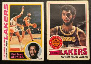 lot 84 image: Kareem Abdul-Jabbar 2 Card Lot - 1978 #110 and 1977 #1 Vintage Basketball Cards