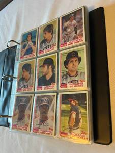 lot 67C image: Vintage Baseball Binder - Cleveland Indians and New York Mets - 300 Cards Mostly 1976-1982 - Vintage Baseball Cards