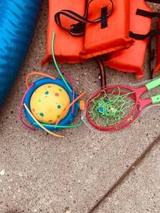 lot 57 image: Life Vests, Fun Noodles, Sprinkler, Water Toys