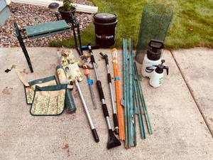 lot 66 image: Garage and Driveway items