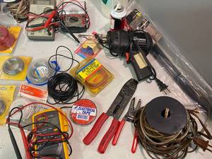 lot 85 image: Miscellaneous Electrical Supplies