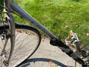 lot 95 image: 2 Adult Bicycles