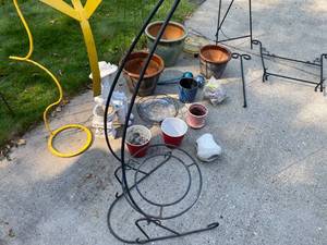 lot 103 image: Garden Haul