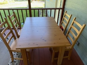lot 7 image: Gathering Dining Table and Chairs in Solid Wood, with Knotty Pine Characteristics