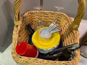lot 130 image: Picnic Basket with Flatware and Air Pot