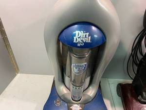 lot 134 image: HOOVER and DIRT DEVIL Vacs