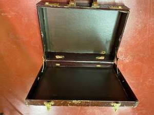 lot 169 image: Assorted Luggage, Bags, Vintage Briefcase