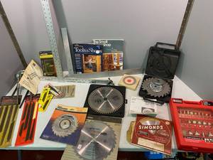lot 178 image: Assorted Carpenter Tools