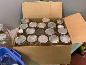 lot 181 image: Canning Jars