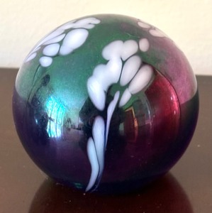 lot 85 image: Two Art Glass Artisan Crafted Paperweights