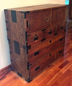 lot 12 image: Vintage Japanese Taish Tansu Style Chest Two Piece Vintage Cabinet