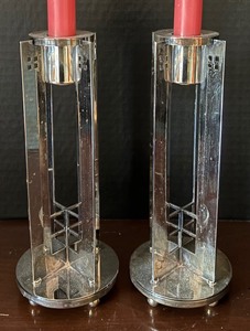 lot 119 image: Pair of Richard Meier Swid Powell Candlestick Holder Pair Silverplate Vintage Italy