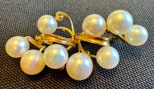 lot 15 image: 14K and Pearl Brooch  Pin