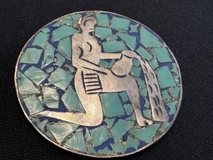 lot 182 image: Vintage Sterling Silver Pendant