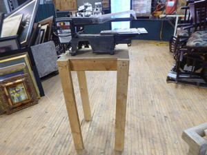 lot 16 image: Sears Craftsman 18 Scroll Saw on Wooden Stand