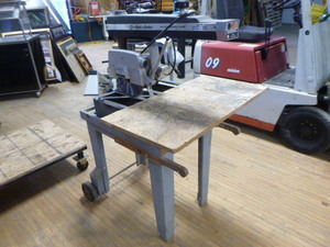 lot 20 image: Black & Decker Deluxe Power Shop 10 Radial Arm Saw