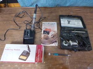 lot 39 image: Garage Tools