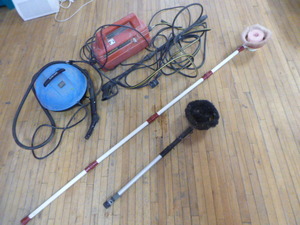 lot 46 image: Garage Items