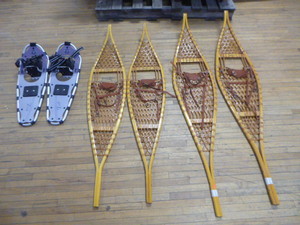 lot 59 image: 3 Sets of Snowshoes