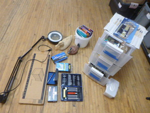 lot 60 image: Craft Supplies