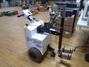 lot 11 image: Cart Caddy Lite Cart Pusher