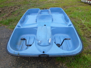 lot 14 image: Pelican Riviera Pedal Boat