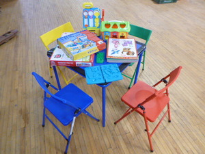 lot 109 image: Childs Table and Chairs with Some Games