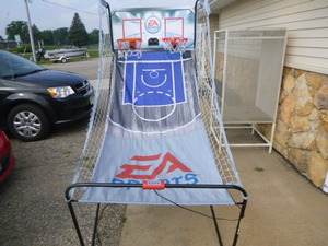 lot 122 image: AE Sports 2 Player Indoor Electric Hoops Game