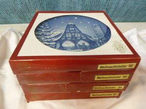 lot 139 image: 4 Weihnachtsteller Collector Plates