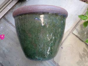 lot 15 image: Olive Glaze Planters with Blue Speckled Accents, pair