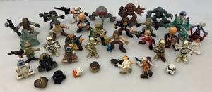 2002 STAR WARS Attack Of The Clones Action Figures (NIB)