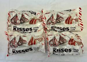 4x 9oz Hershey Kisses-Candy Cane