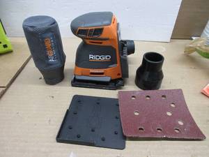 lot 29 image: RIGID 18-Volt OCTANE Cordless Brushless 3-Speed 14 Sheet Sander NO BOX, SLIGHTLY USED, TESTED, WORKS