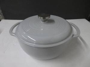 lot 95 image: Lodge 4.5 Quart Enameled Cast Iron Dutch Oven with Lid  Dual Handles  Oven Safe up to 500° F or on Stovetop - Use to Marinate, Cook, Bake, Refrigerate and Serve  Gray SCRATCHES, LIKE NEW