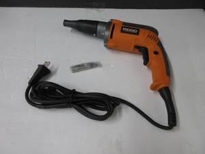 lot 107 image: Ridgid R6000 Screwdriver, Heavy Duty VSR Drywall (TOOL ONLY) DAMAGEDOPEN BOX, TESTED, WORKS, SLIGHTLY USED