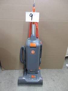 lot 9 image: COMMERCIAL HOOVER VACUUM 120V CH54115 MISSING ATTACHMENTS TESTED, WORKS, USED