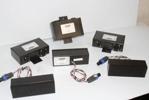 lot 60 image: Lot of 3 Innovox MTM-Micro Slim Profile Surface-Mount Pro Audio Loudspeakers  Speakers with Speakon Breakout Boxes
