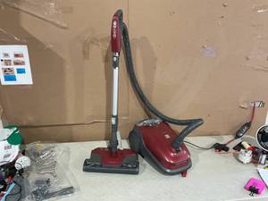 lot 305 image: Kenmore 81414 Bagged Canister Vacuum Cleaning Tools, 400 Series  Telescoping Wand