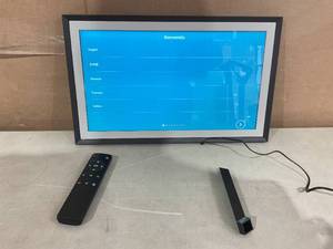 lot 314 image: Nexfoto 15.6 FHD 64GB Extra Large Digital Picture Frame with Remote Control