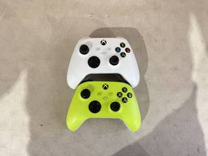 lot 243 image: LOT OF 2 Microsoft Xbox Wireless Controllers