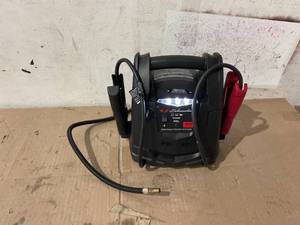 lot 264 image: Schumacher SJ1583 Portable Power Station, 800A Jump Starter  150-PSI Air Compressor