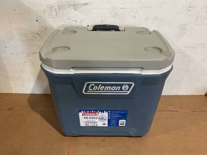 lot 132 image: Coleman 316 Series 60QT Hard Chest Wheeled Cooler