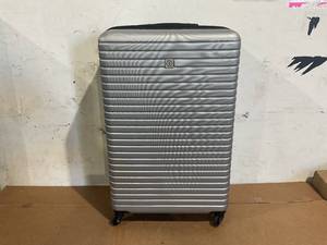 lot 133 image: Protege Vacationer Hard Side 28 Expandable Checked Luggage