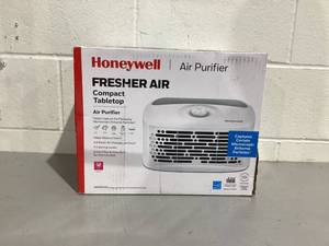 lot 409 image: Honeywell Air Purifiers for Home Bedroom, Living Room, Kitchen & Dorm Room